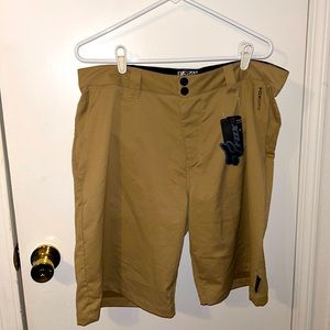 Men’s Fox Shorts W/ Removable Chamois NWT